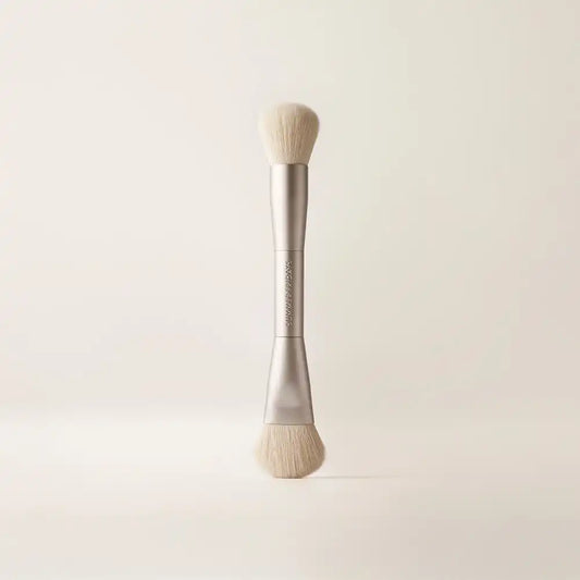 The Blush Brush
